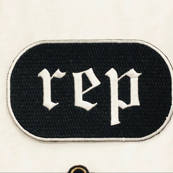 Taylor Swift Original Rep Patches with Bag - Picture 4 of 7